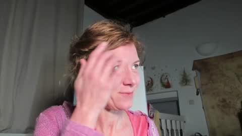 Snapshot of lola_belgium chatting on 02-06-25, 05:30 lola_belgium online show from 02-06-25, 05:30
