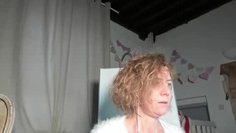 Snapshot of lola_belgium chatting on 02-09-25, 03:56 lola_belgium online show from 02-09-25, 03:56