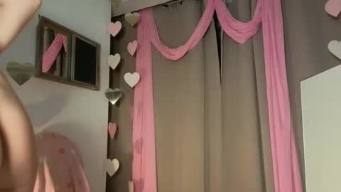 lola_belgium online show from 02-26-26, 08:35