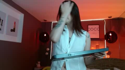 lola online show from 11-04-25, 03:38