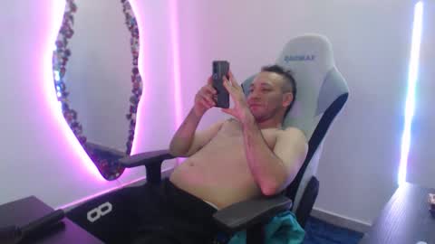 Lola online show from 03-26-26, 06:24