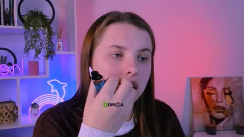 Snapshot of lola_swon chatting on 10-08-25, 07:11 Lola online show from 10-08-25, 07:11