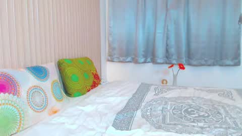 Lola online show from 12-26-24, 02:37