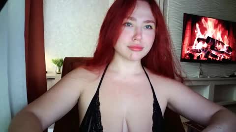 Snapshot of lolaamint_ chatting on 04-26-26, 10:57 LolaaMint online show from 04-26-26, 10:57