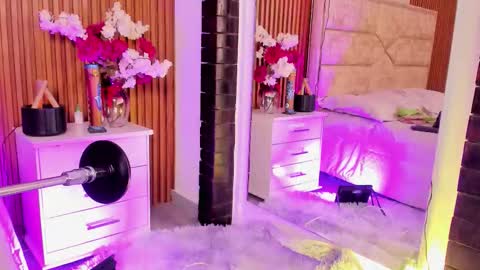 Lola Angel online show from 02-27-26, 07:58