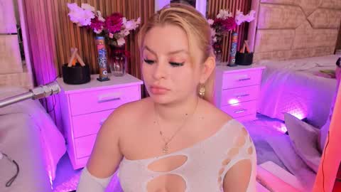 Lola Angel online show from 03-19-26, 07:51