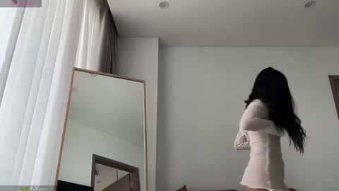 Lola online show from 10-01-25, 03:12