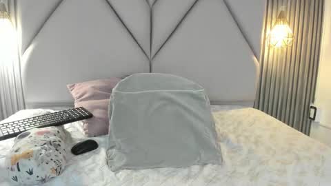 Snapshot of lolabunnysc chatting on 06-05-26, 12:33 lolabunnysc online show from 06-05-26, 12:33
