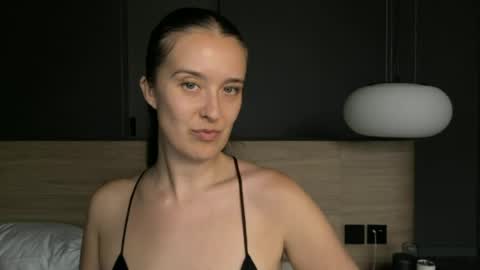 Snapshot of loladom chatting on 06-26-26, 10:14 Frt Pr1ncess online show from 06-26-26, 10:14