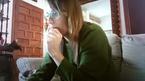 LOLA HUESO y ERIC online show from 02-26-25, 04:24