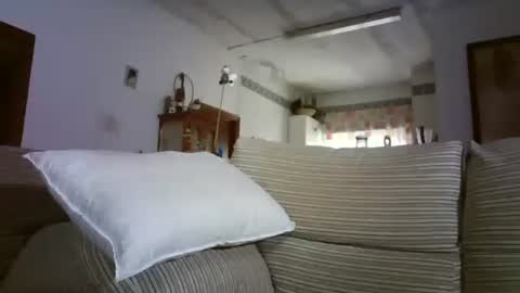 LOLA HUESO y ERIC online show from 12-14-25, 10:20