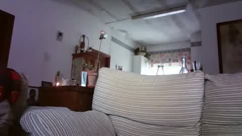 LOLA HUESO y ERIC online show from 12-19-25, 09:16