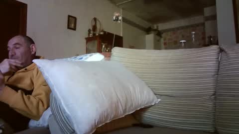 LOLA HUESO y ERIC online show from 01-12-26, 03:17