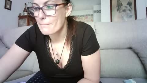 LOLA HUESO y ERIC online show from 04-10-26, 08:52