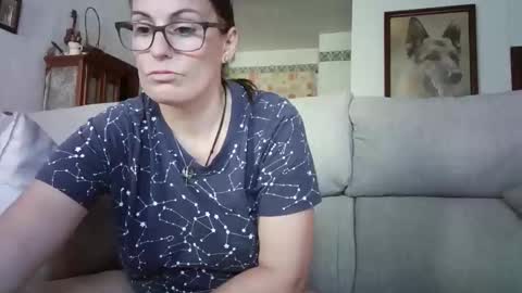 LOLA HUESO y ERIC online show from 06-04-26, 02:23