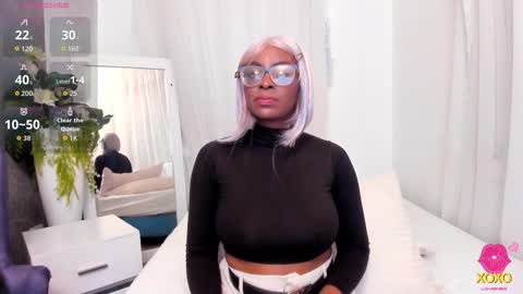 lola online show from 09-20-25, 01:12