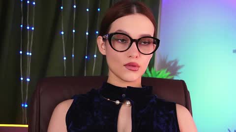 Snapshot of lolalemona chatting on 04-17-26, 01:47 lolalemona online show from 04-17-26, 01:47