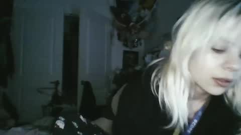 Lola Lixx online show from 12-10-24, 02:59