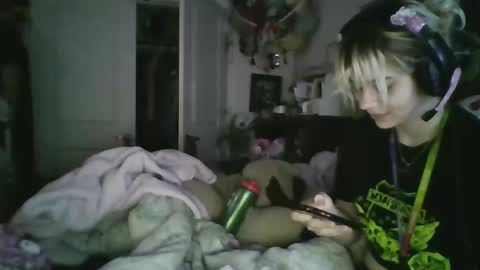 Lola Lixx online show from 01-14-25, 05:45