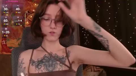 Snapshot of lolami_ chatting on 07-19-26, 07:23 lolami_ online show from 07-19-26, 07:23