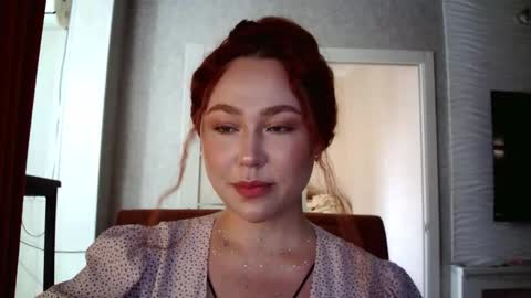 Lola online show from 09-22-25, 10:50