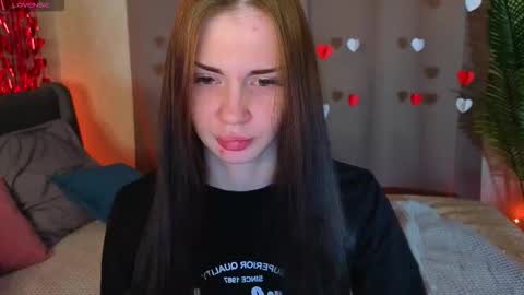 Lola online show from 02-07-26, 09:35