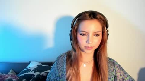 Snapshot of lolaverse chatting on 05-07-26, 02:00 Lola doll online show from 05-07-26, 02:00