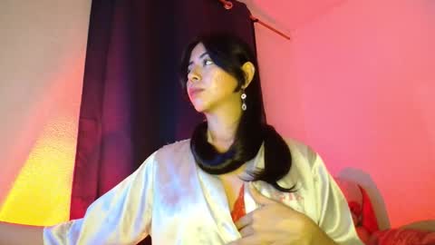      Rya DKhrt       online show from 03-25-26, 06:08