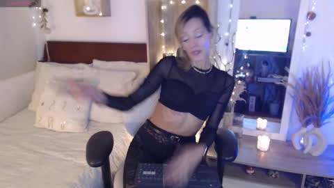 Dear tippers follow me on my new cb account lennarogers online show from 11-15-25, 12:19