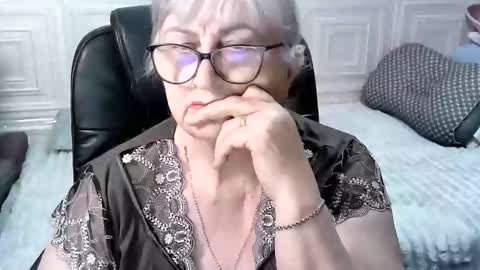 LolkaAlyss online show from 04-18-26, 07:58