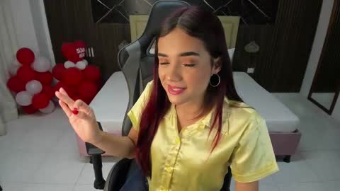 lolly18_ online show from 02-26-25, 12:03