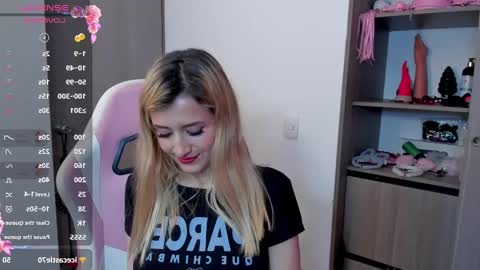 Snapshot of lolly_js_ chatting on 01-10-25, 03:29 Lolly online show from 01-10-25, 03:29