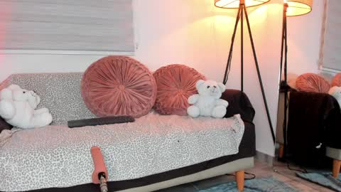 Lolly  online show from 04-04-26, 01:37