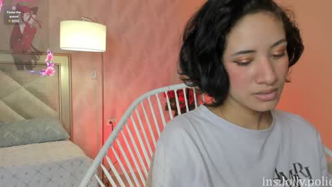 Snapshot of lolly_polie chatting on 01-21-25, 01:11 Lolly and neighbor online show from 01-21-25, 01:11