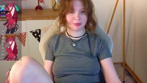 Snapshot of lolly_pump chatting on 11-06-25, 03:46 Mona online show from 11-06-25, 03:46