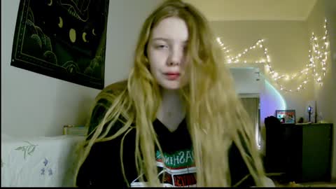 Lilly online show from 12-04-24, 11:24