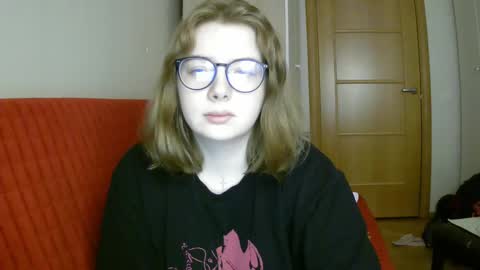 Lilly online show from 02-03-25, 01:08