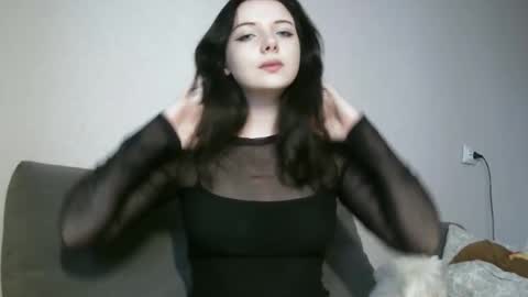 Lilly online show from 10-28-25, 01:25