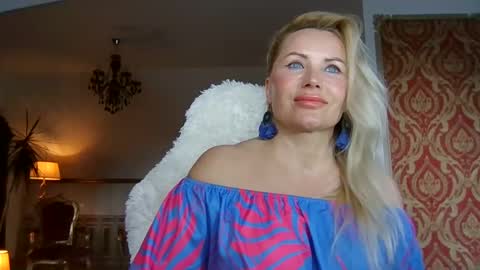 Roxy online show from 01-24-25, 07:08