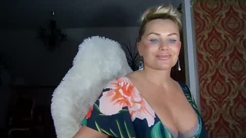 Roxy online show from 02-15-25, 03:06