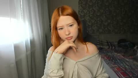 Snapshot of lonalye chatting on 07-27-26, 11:28 lona online show from 07-27-26, 11:28