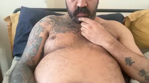 london_lad_101 online show from 05-07-26, 08:42