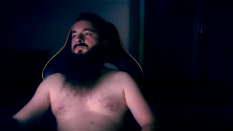 Snapshot of london_man1988 chatting on 12-25-24, 11:53 london_man1988 online show from 12-25-24, 11:53