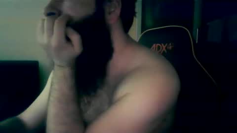 Snapshot of london_man1988 chatting on 01-12-25, 08:25 london_man1988 online show from 01-12-25, 08:25