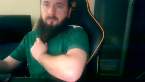 Snapshot of london_man1988 chatting on 03-09-25, 07:34 london_man1988 online show from 03-09-25, 07:34