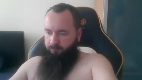 Snapshot of london_man1988 chatting on 10-25-25, 11:40 london_man1988 online show from 10-25-25, 11:40