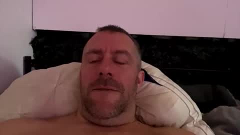 Snapshot of londonsbigbenxxx chatting on 10-03-25, 09:06 londonsbigbenxxx online show from 10-03-25, 09:06