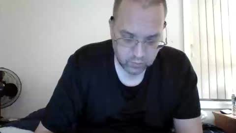 Lonely Man online show from 06-05-26, 07:58