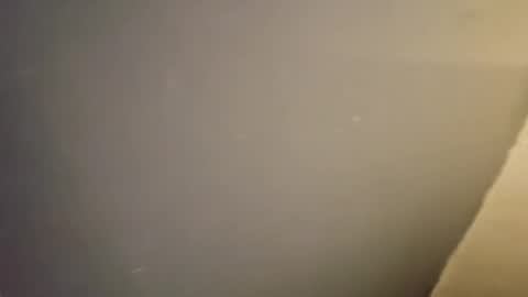 Snapshot of long101212 chatting on 03-11-25, 11:37 long101212 online show from 03-11-25, 11:37