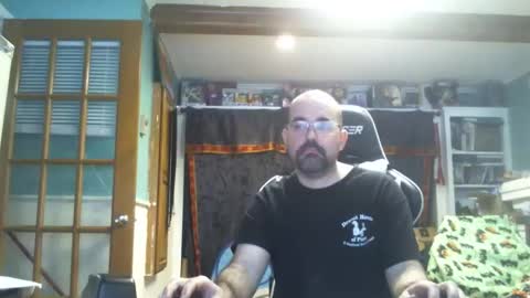 Snapshot of longandcut99 chatting on 05-18-26, 03:07 longandcut99 online show from 05-18-26, 03:07